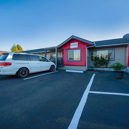 Oyo Hotel Portland Or Near Airport Грешем Экстерьер фото