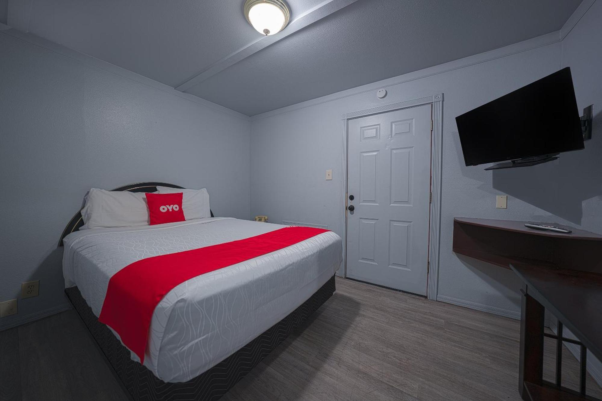 Oyo Hotel Portland Or Near Airport Грешем Экстерьер фото